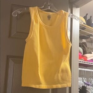 Aritzia Sunday best yellow Ribbed Tank Top size M